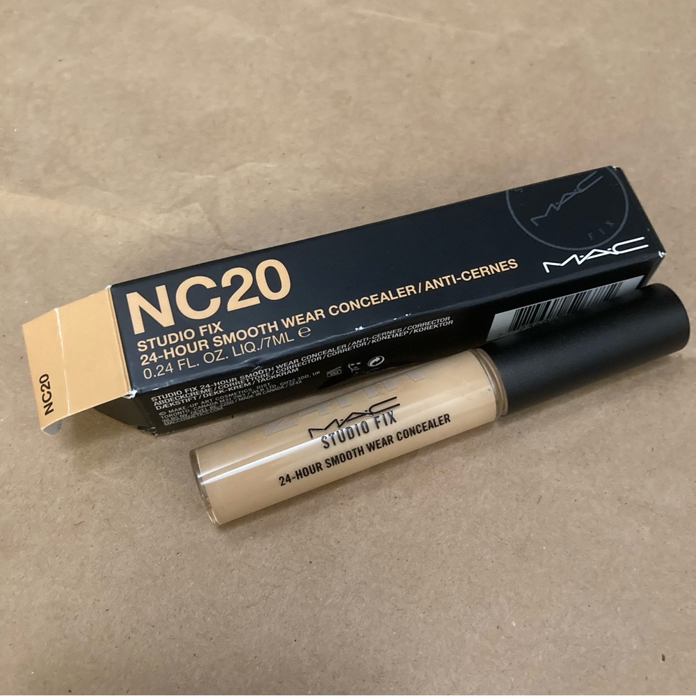 Mac concealer NC20